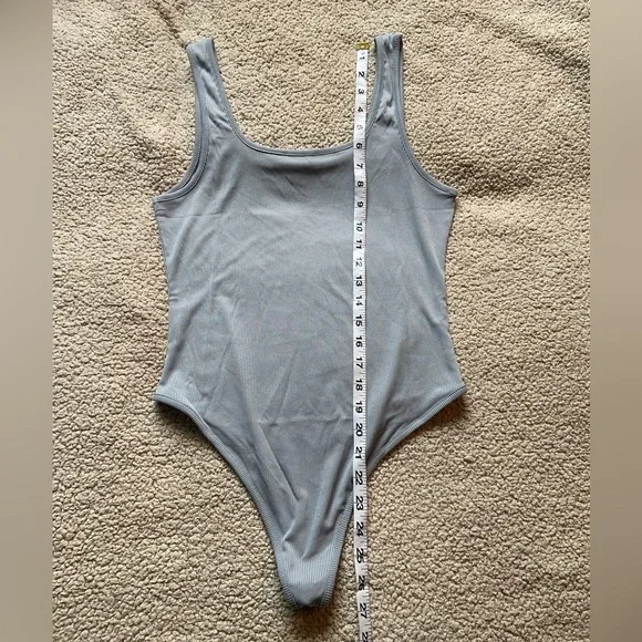 🌸 Amazon 🌸 light gray ribbed bodysuit - Picture 7 of 7